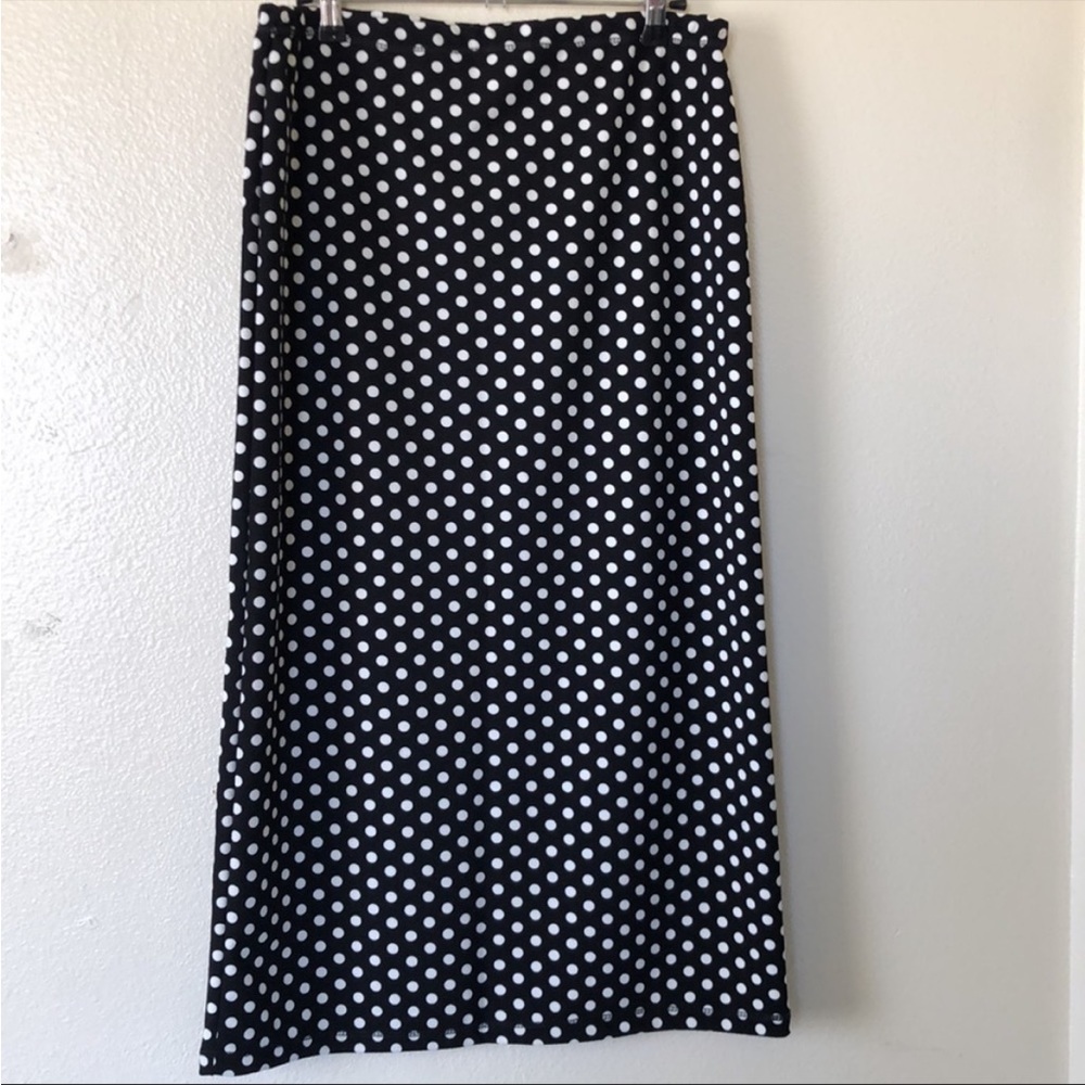 Nuggles skirt